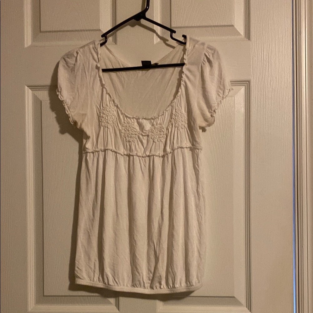 Cream Puff Sleeve Blouse with Ruffled Front